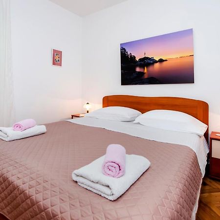 Apartments Casa Melita Ρόβινι Εξωτερικό φωτογραφία