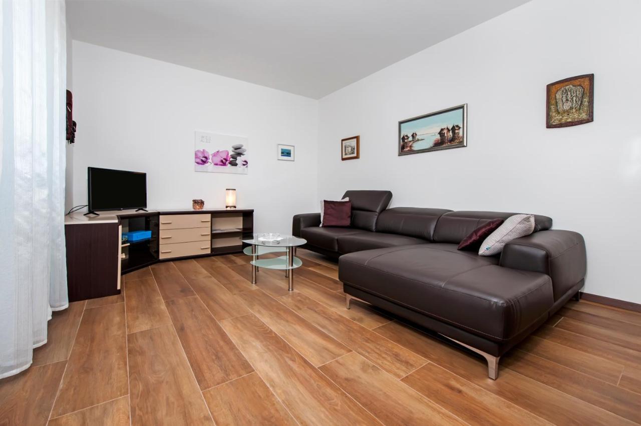 Apartments Casa Melita Ρόβινι Εξωτερικό φωτογραφία